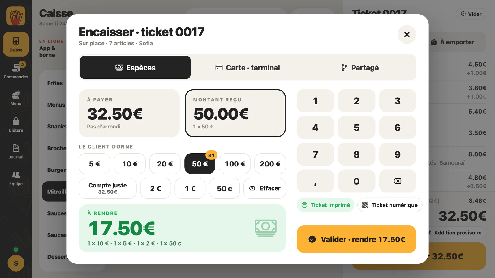 Cash payment: a €50 note for €32.50, €17.50 to give back, broken down into notes and coins
